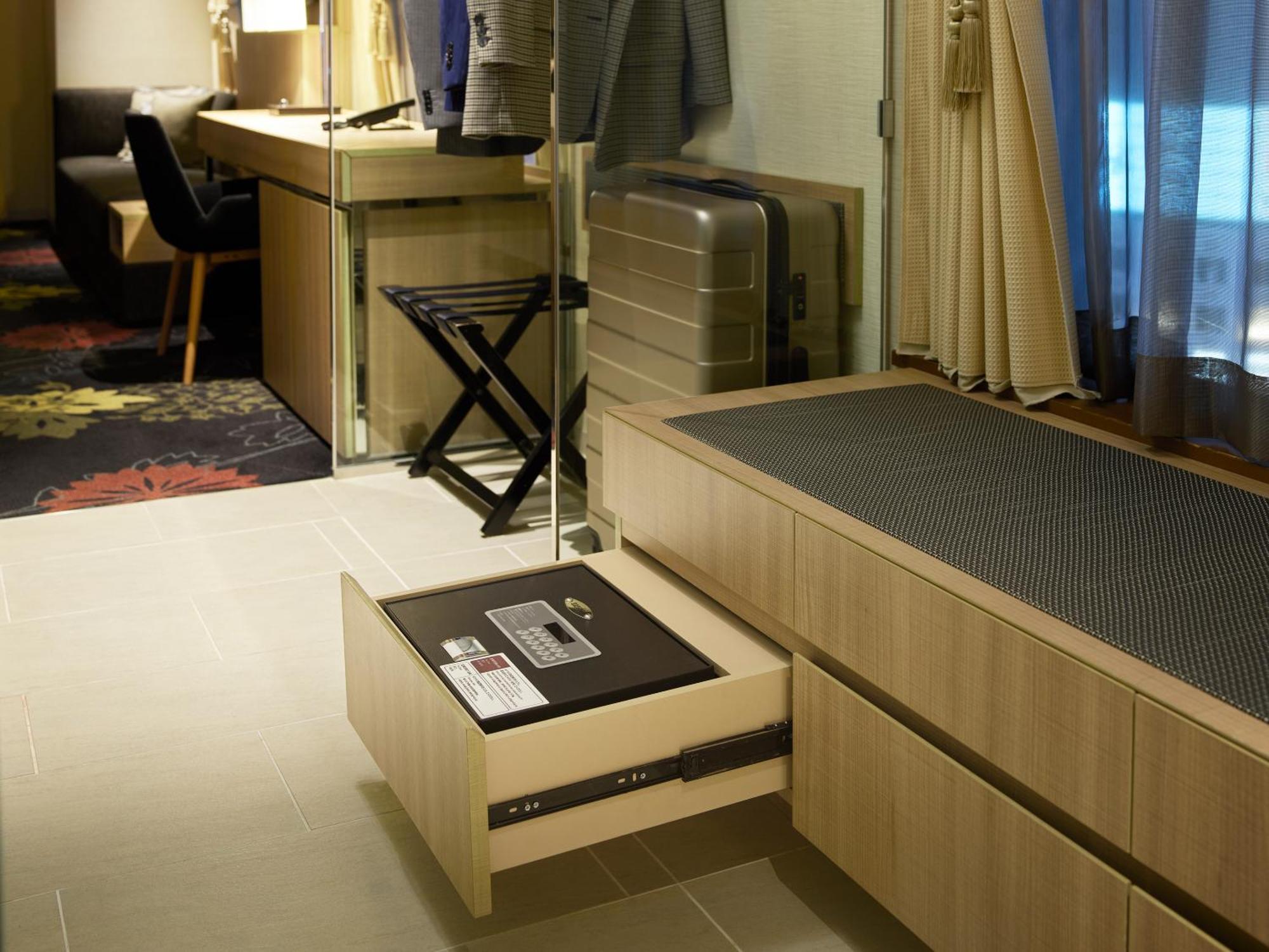 Millennium Mitsui Garden Hotel Tokyo - Ginza Екстериор снимка