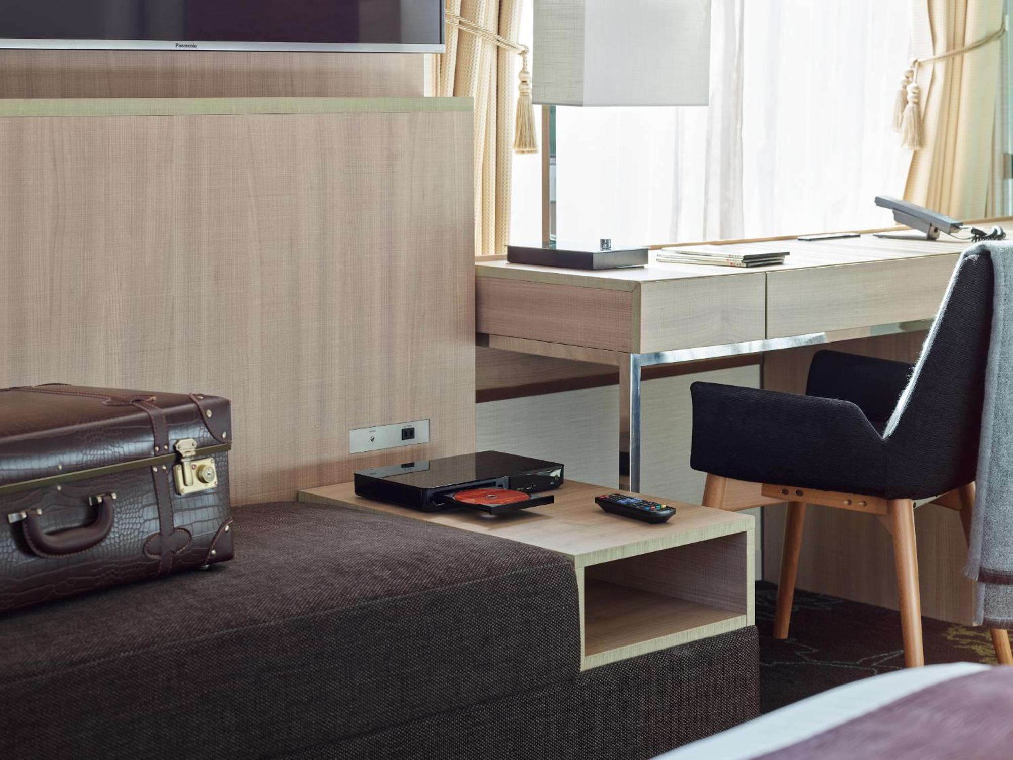Millennium Mitsui Garden Hotel Tokyo - Ginza Екстериор снимка